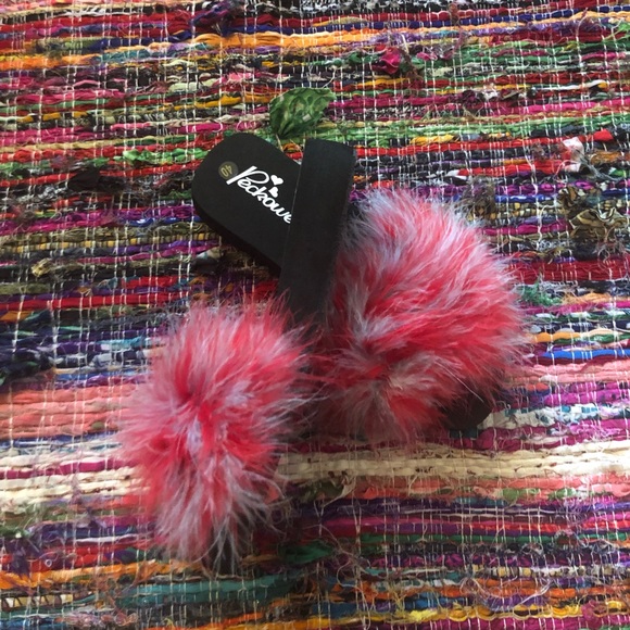 Peckower adorable fuzzy slide! - Picture 2 of 2